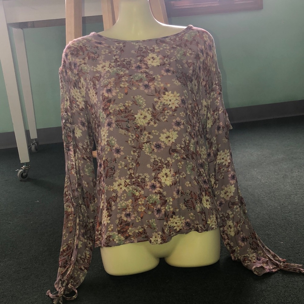Floral, long sleeve blouse